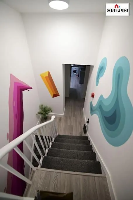 Cheerful 1Bed Studio Flat With Netflix And Wi-Fi By Cineplex Short Lets & Serviced Apartments London