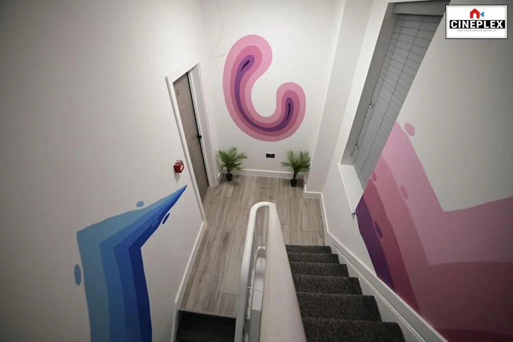 Cheerful 1Bed Studio Flat With Netflix And Wi-Fi By Cineplex Short Lets & Serviced Apartments London United Kingdom