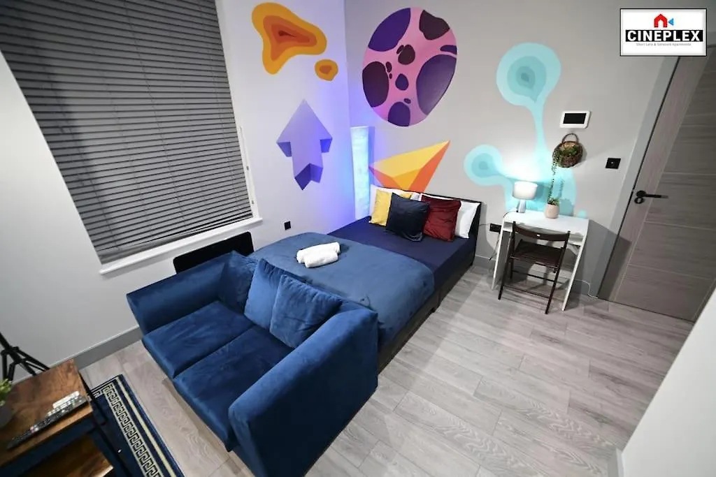 Cheerful 1Bed Studio Flat With Netflix And Wi-Fi By Cineplex Short Lets & Serviced Apartments London