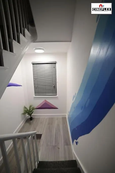 Cheerful 1Bed Studio Flat With Netflix And Wi-Fi By Cineplex Short Lets & Serviced Apartments London 0*,